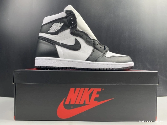 Rep Husky White 555088-010 Retro Air 1 Black (2014) Jordan 0801